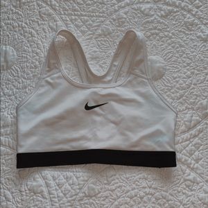 nike sports bra
